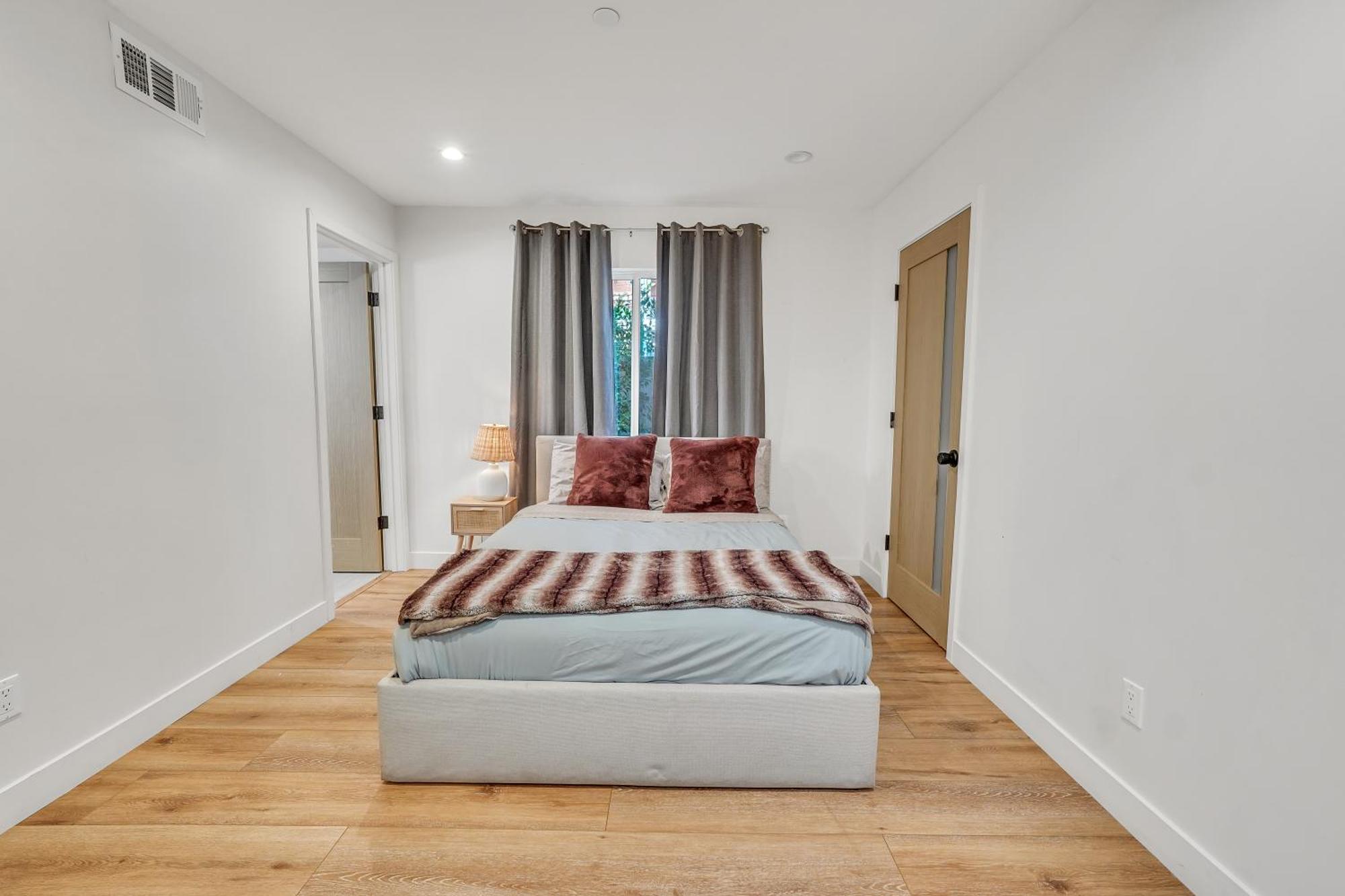 Luxurious Townhome W/3 Master Suites Gated Parking Los Angeles Eksteriør billede