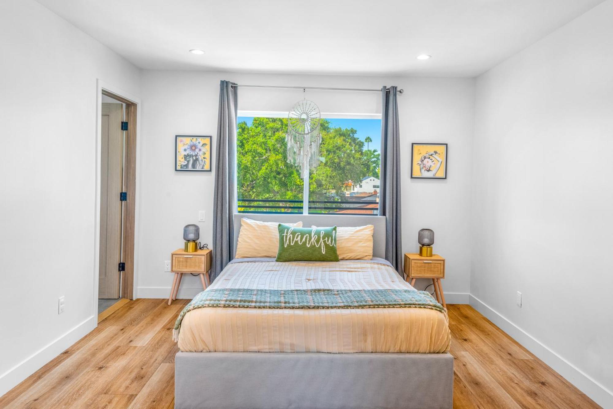 Luxurious Townhome W/3 Master Suites Gated Parking Los Angeles Eksteriør billede