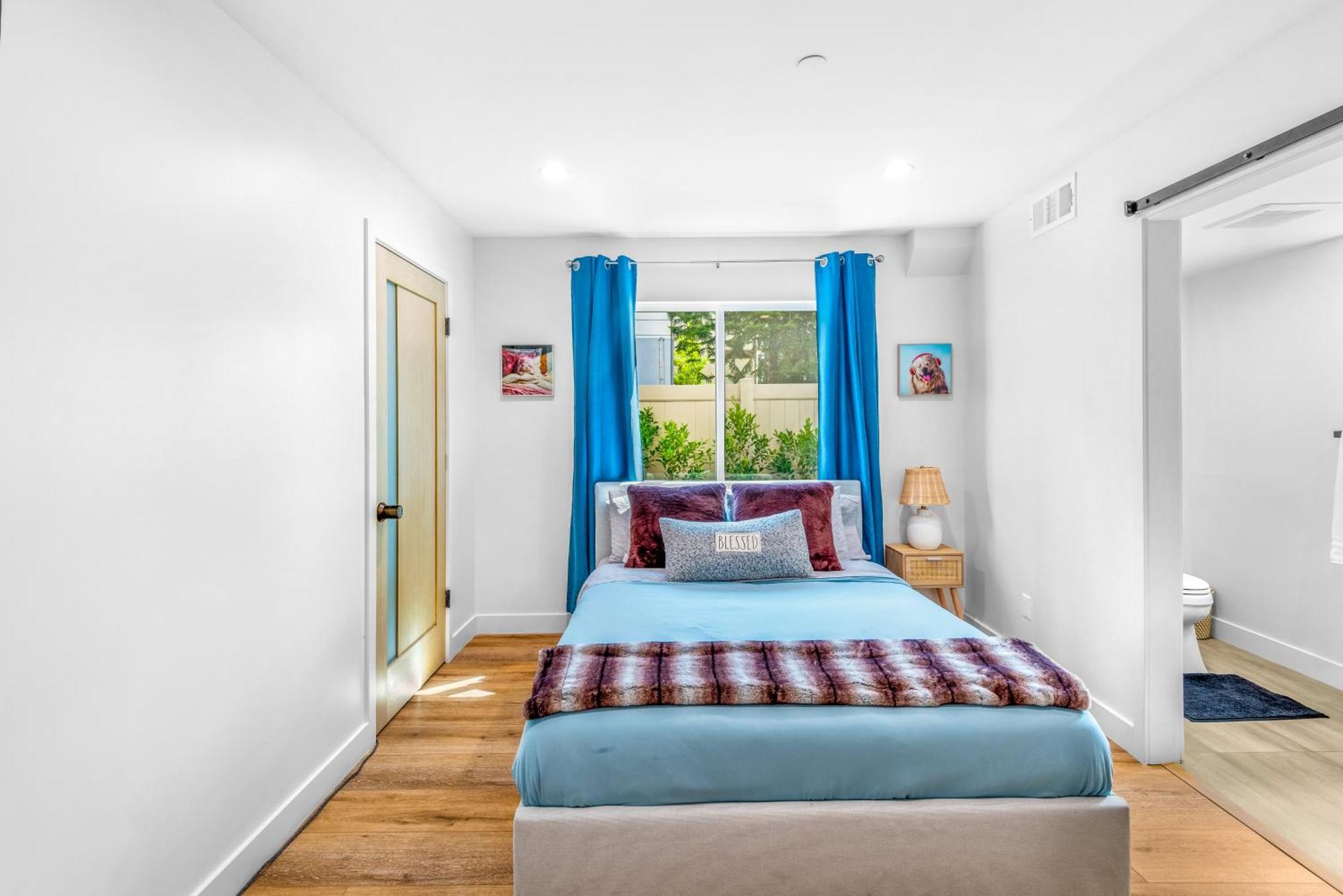 Luxurious Townhome W/3 Master Suites Gated Parking Los Angeles Eksteriør billede