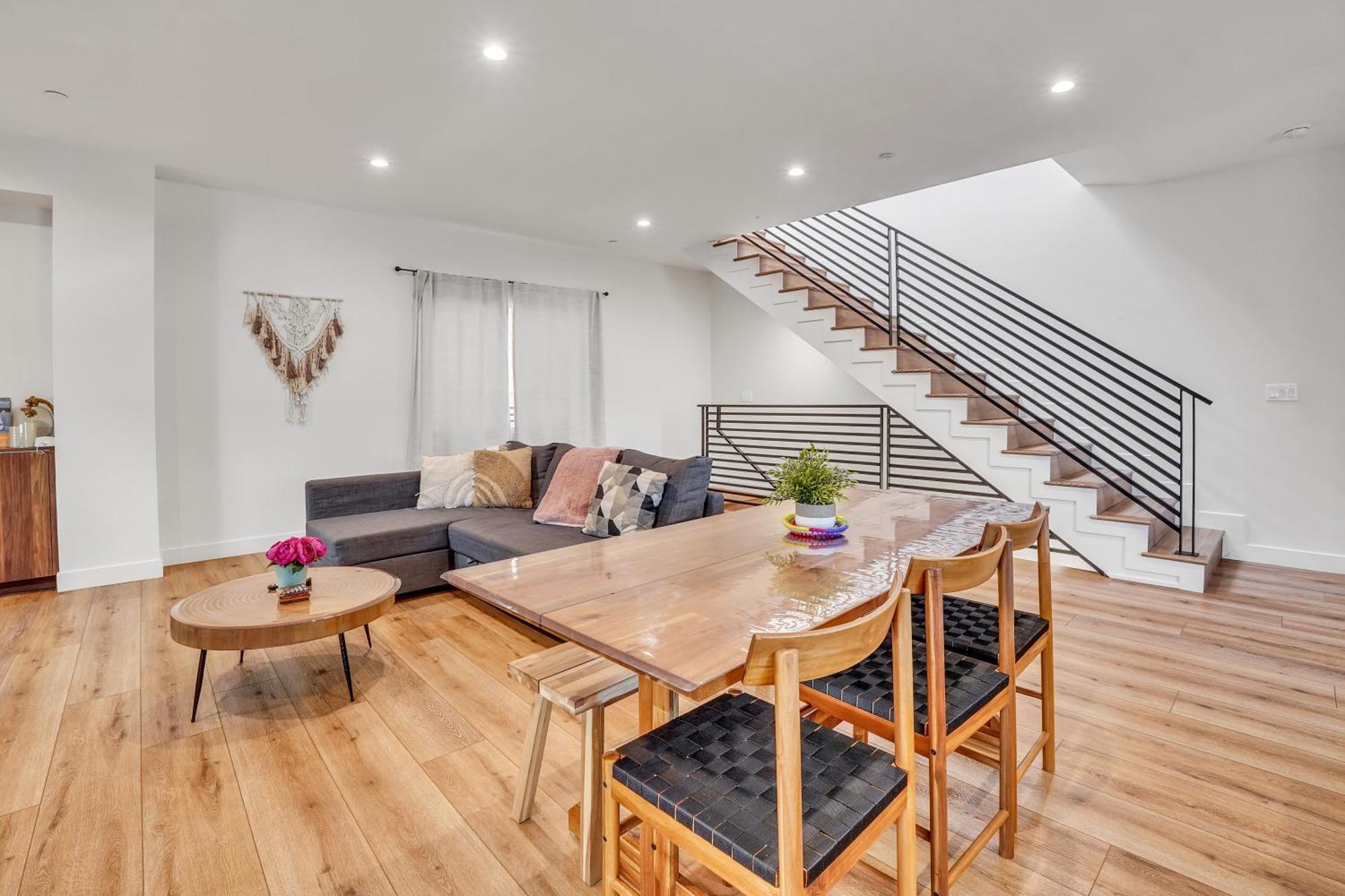Luxurious Townhome W/3 Master Suites Gated Parking Los Angeles Eksteriør billede